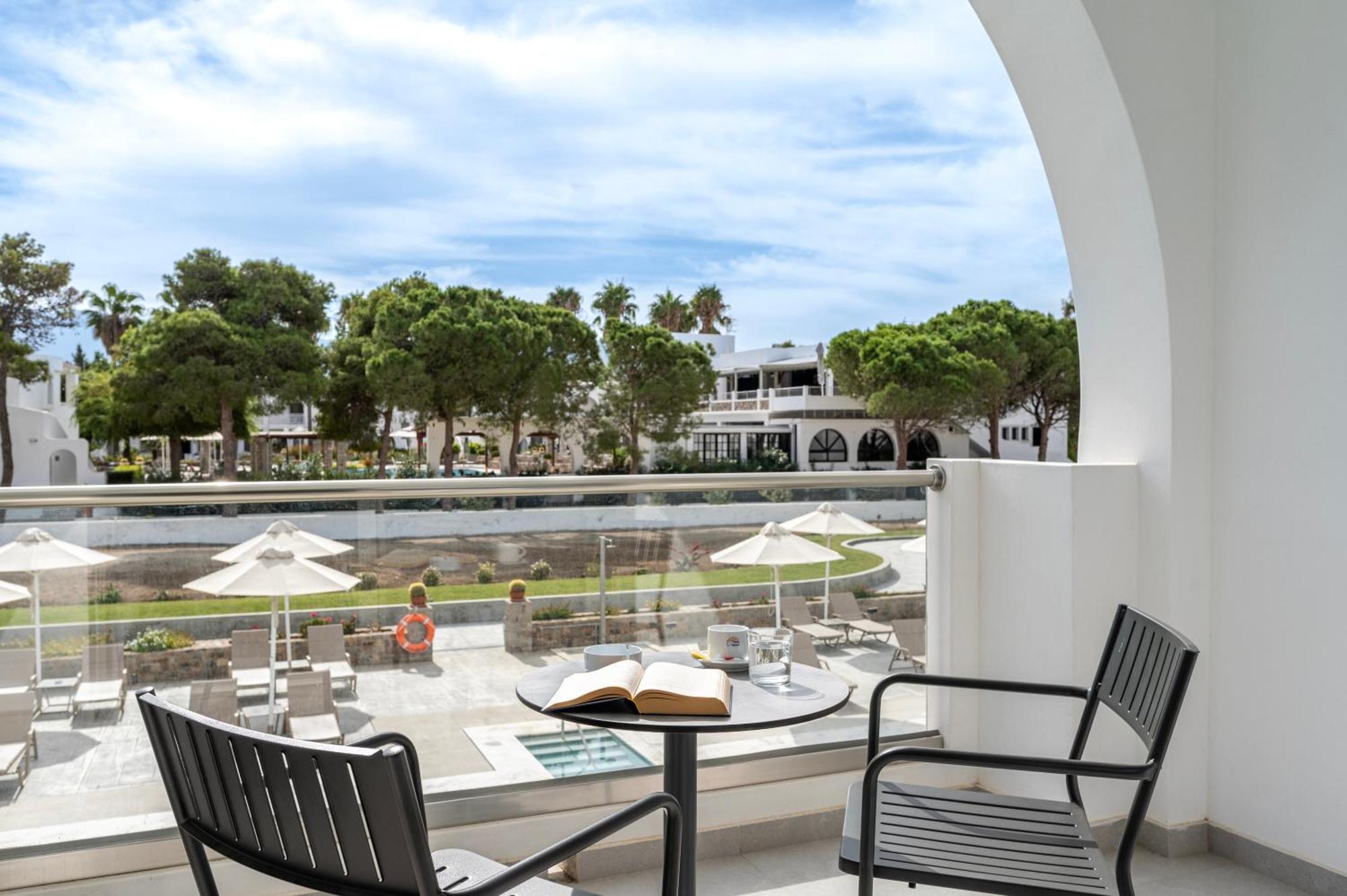 Palladium Hotel 马尔马里 外观 照片